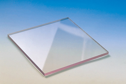 透明ポリカーボネート板5㍉厚x700x600(幅x長さ㍉)-