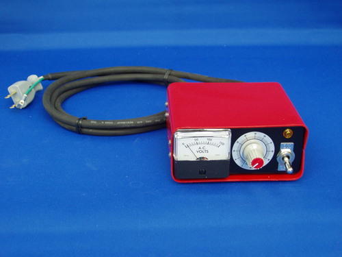 SRC電圧調整器(Vメーター付) 定格100V 7A TCV-7