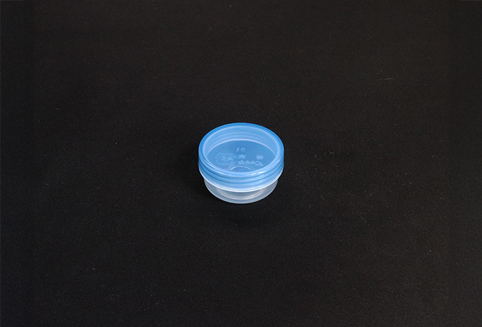 壷（青） UG軟膏壷クリア12mL キャップ青クリア UVカット (100個入) | コクゴeネット