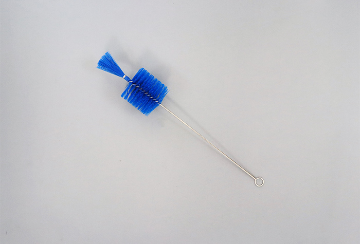 注射器洗浄ブラシ 10cc（PBT毛材：青)　10本入　　サイズ：ブラシ長70㎜×ブラシ径φ22㎜×全長220㎜