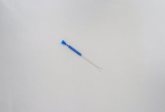 注射器洗浄ブラシ 1cc（PBT毛材：青)　10本入　　サイズ：ブラシ長50㎜×ブラシ径φ7㎜×全長160㎜